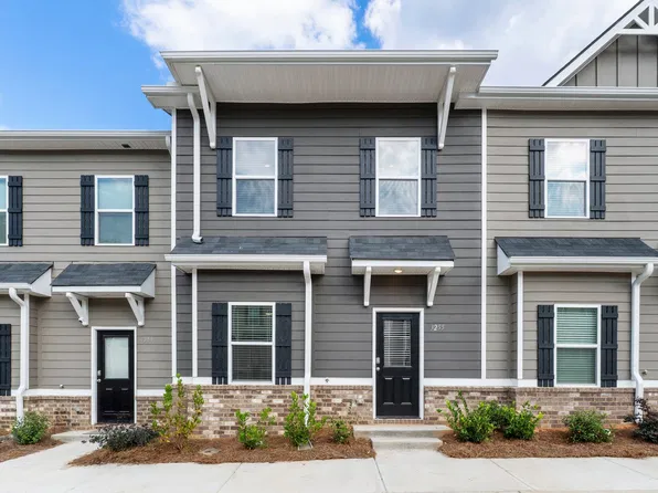 3255 Hamlet Dr, Opelika, AL 36804
