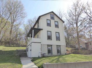 792 Kaufmann Ave, Dubuque, IA