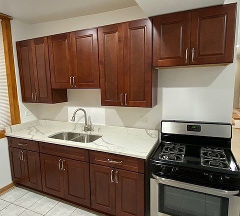 2nd image of 3431 W Hirsch St #Bw