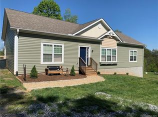 860 Windswept Rdg, Marshall, NC 28753