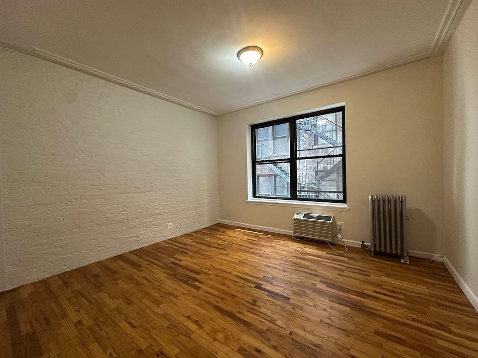 1st image of 11 E 32nd St #3H
