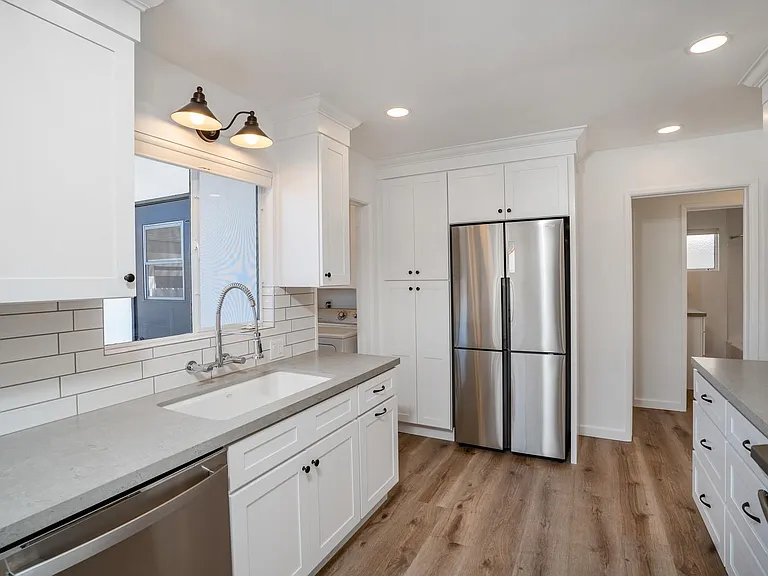 174 W Avenida Cornelio — Photo 11