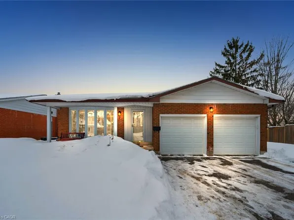 7 Forestwood Dr, Kitchener, ON N2N 1A9
