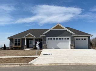 4586 Trellis Dr, De Pere, WI 54115