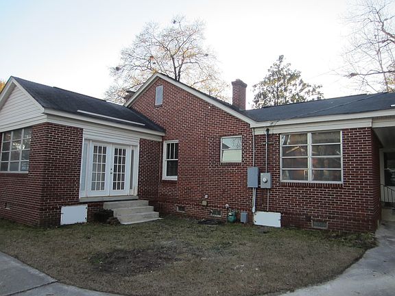 4th image of 728 Lafayette Ave