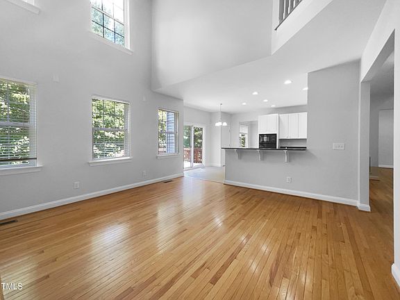 3rd image of 4621 Lemongrass Ln
