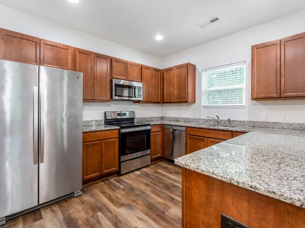 412 Melshire Ct, Winston Salem, NC 27127