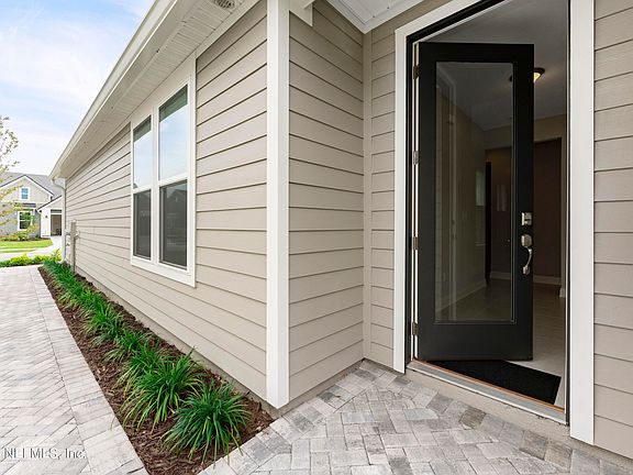 2nd image of 298 COOL SPRINGS Avenue