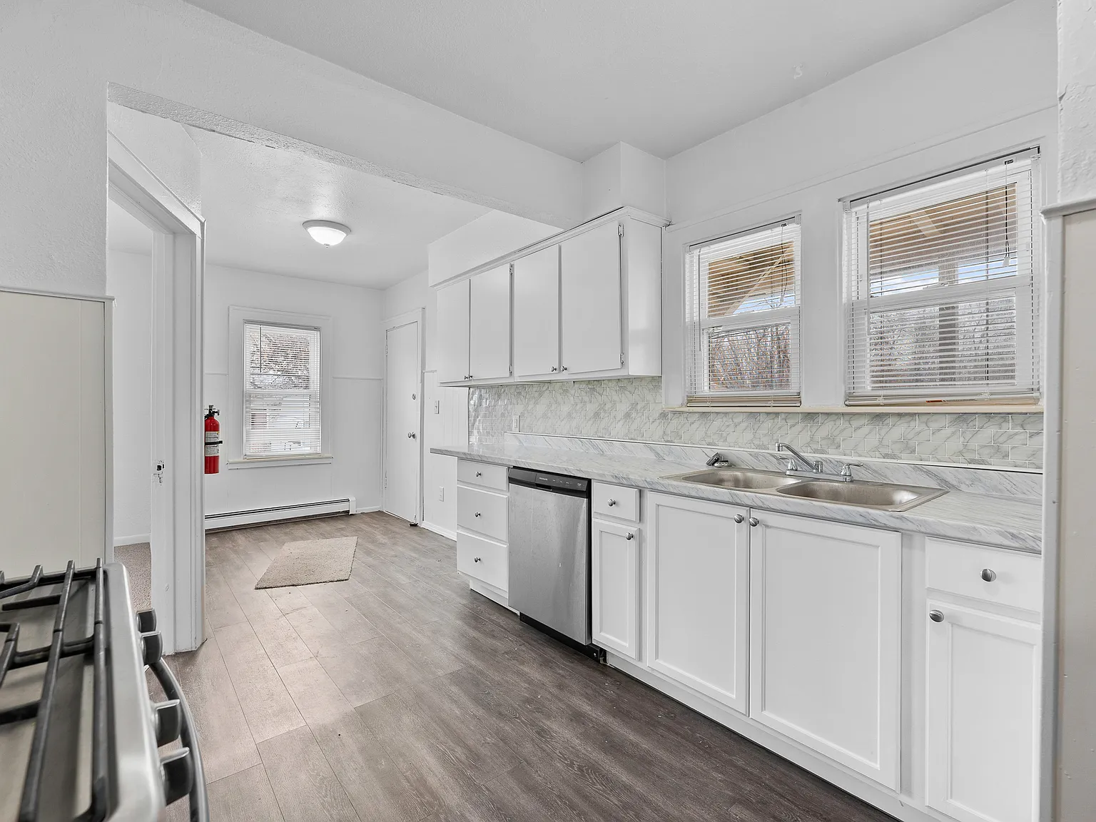 1 bed, 650 sqft, $750 — Photo 2