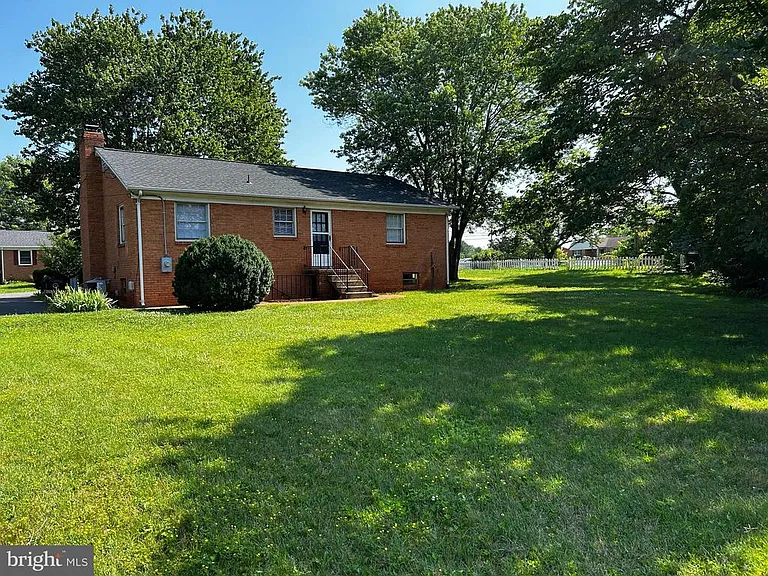 525 Azalea St — Photo 20