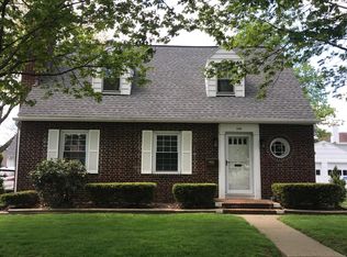 208 Harding Ave, Vestal, NY 13850