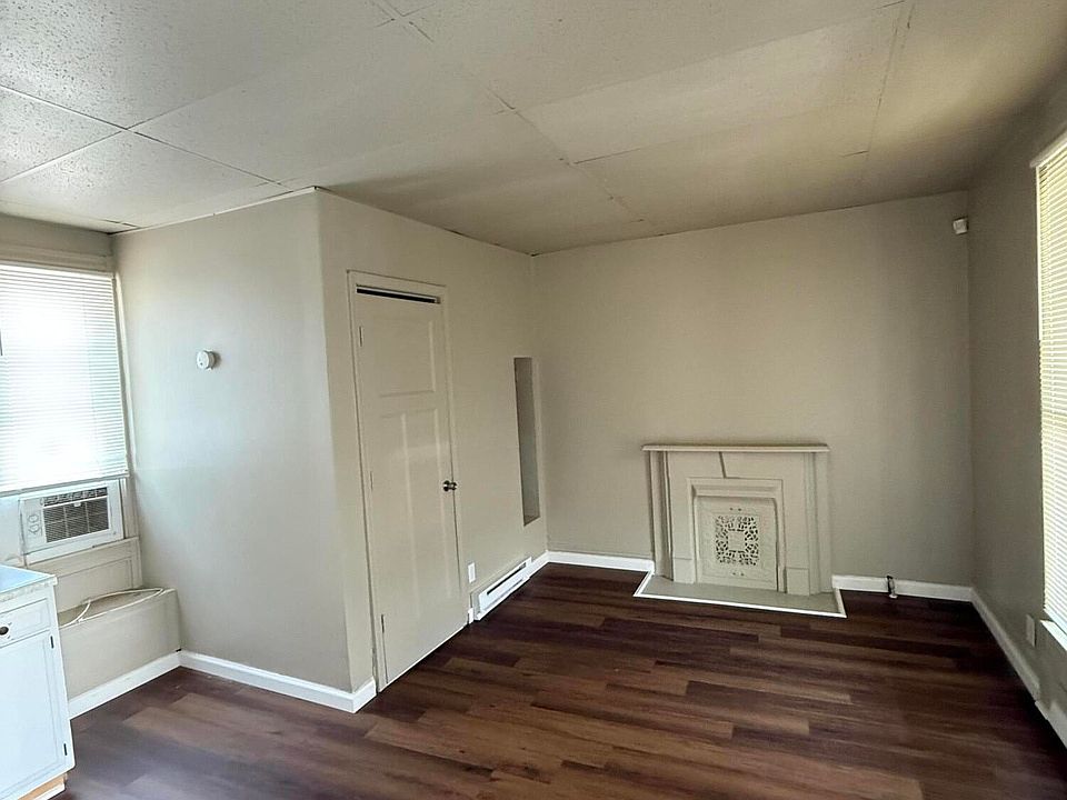 2nd image of 2416 Saint Xavier St APT 3