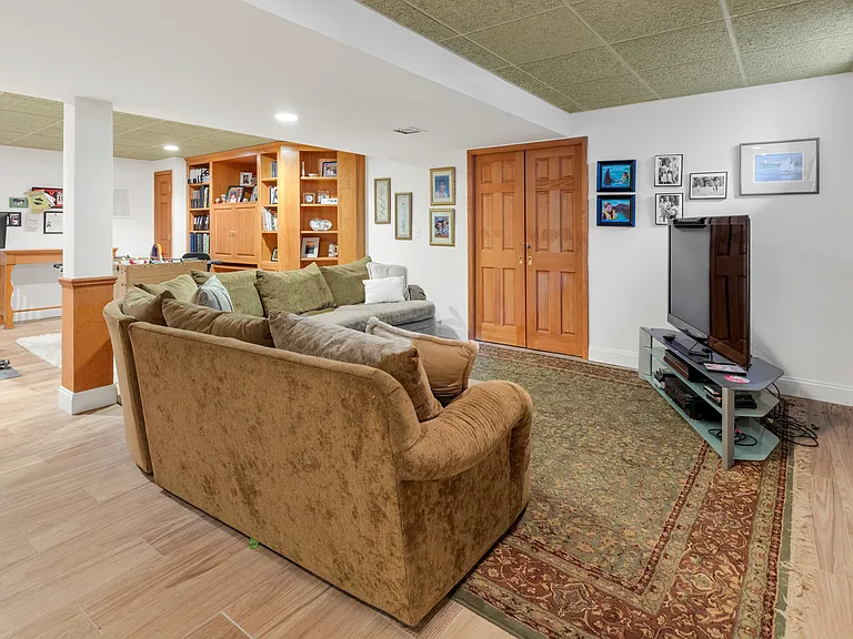 39 Raymonds Ln — Photo 26