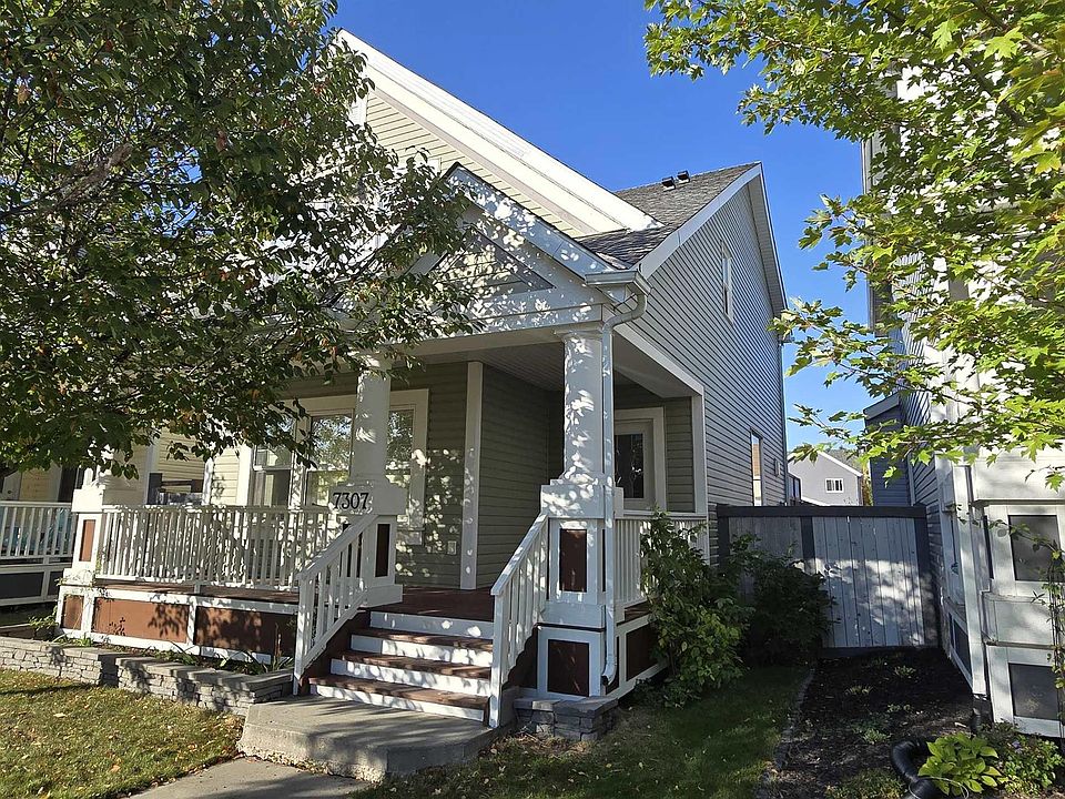 1st image of 7307 14a Ave SW
