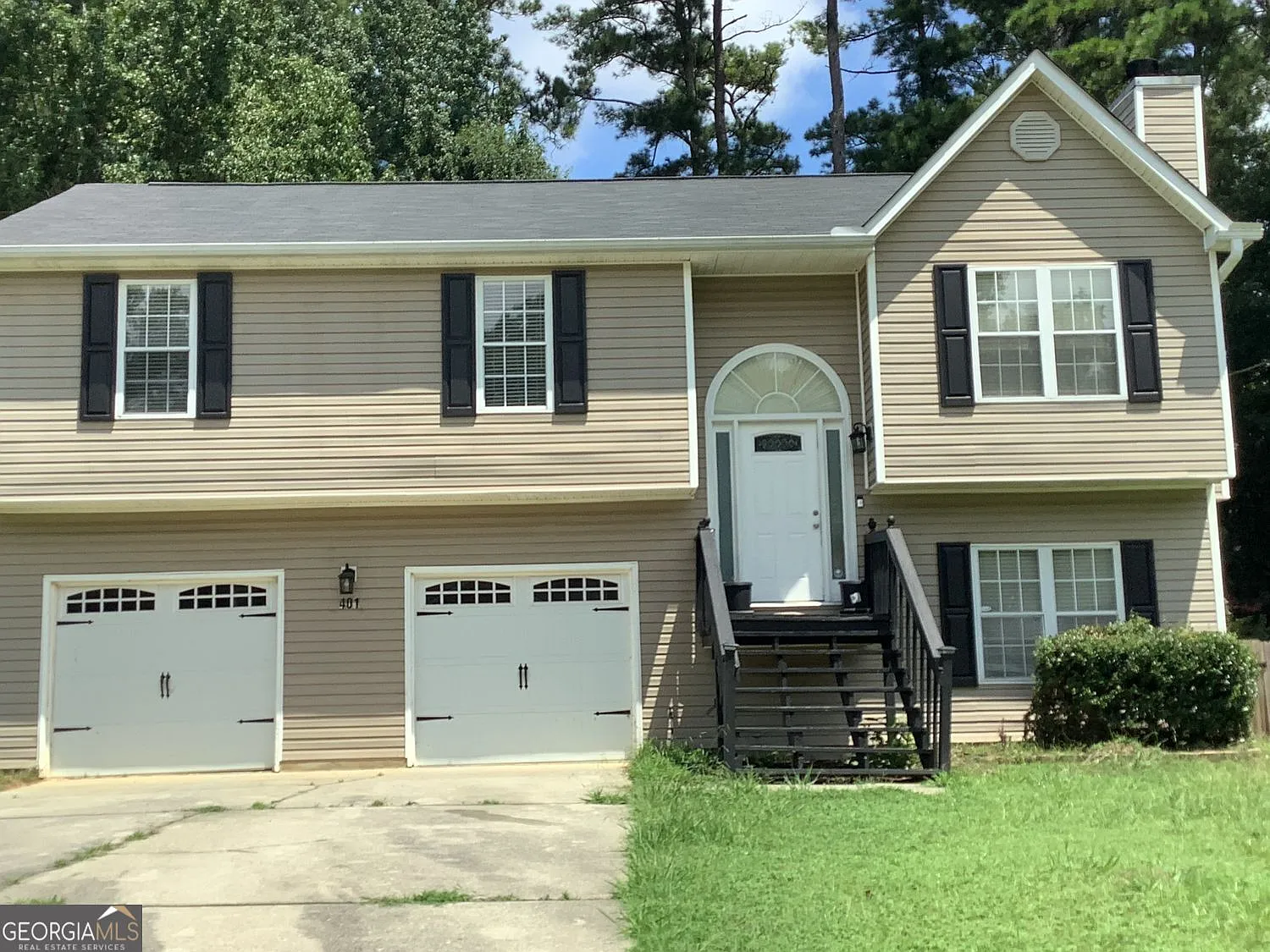 401 SW Montgomery Pl NW #401 photo 1