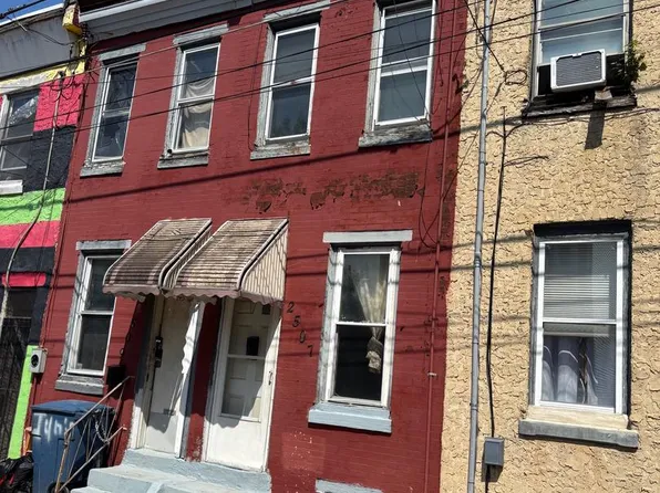 2507 N Mutter St, Philadelphia, PA 19133
