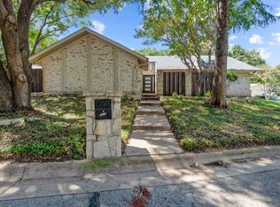 3015 Hillcrest Ct, Grapevine, TX 76051