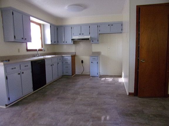4th image of 1001 Ward Ln