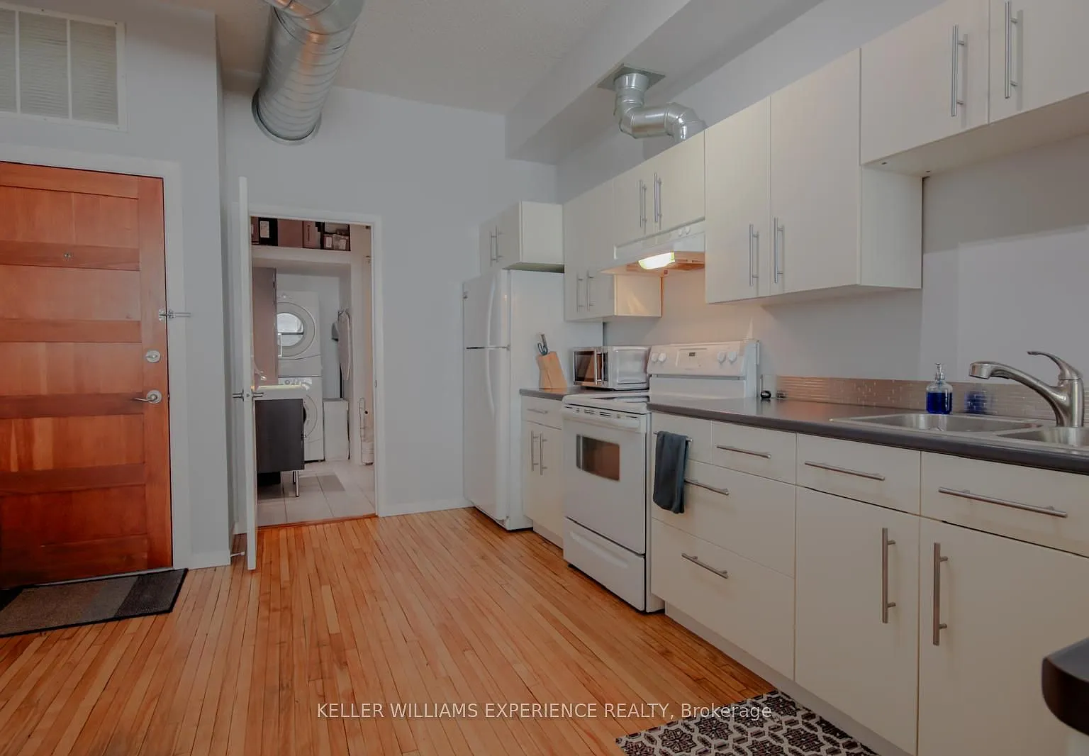 1 bed, $1,650 — Photo 4