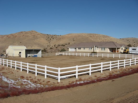 3rd image of 435 Alamosa Dr