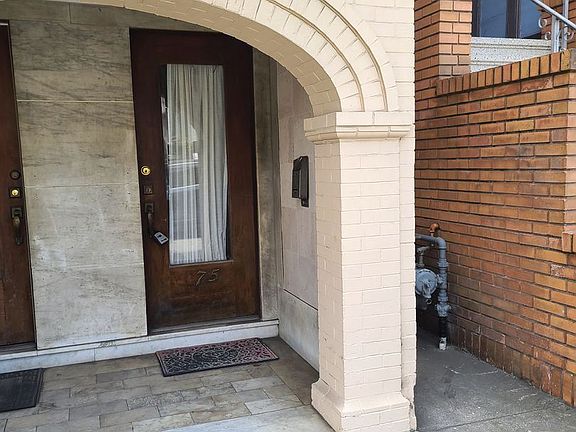 2nd image of 175 5th Ave