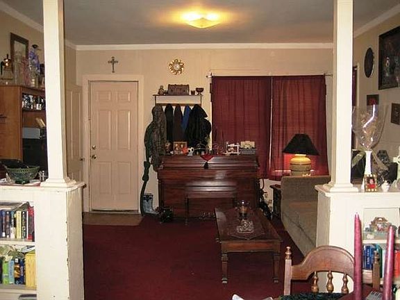 2nd image of 435 W Cora Lee St