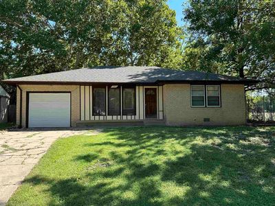 1702 N Pershing Ave, Wichita, KS, 67208