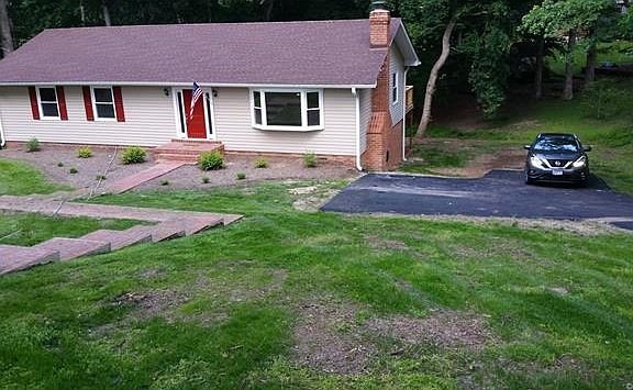 3rd image of 7402 Kenebeck Cir