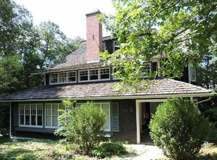 434 Washington Rd, Lake Forest, IL 60045