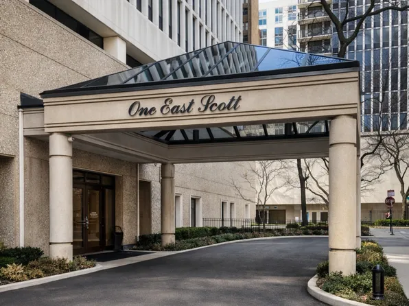 1 E Scott St APT 1412, Chicago, IL 60610