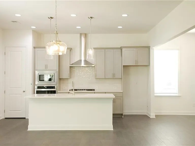 4381 Encore Blvd — Photo 3