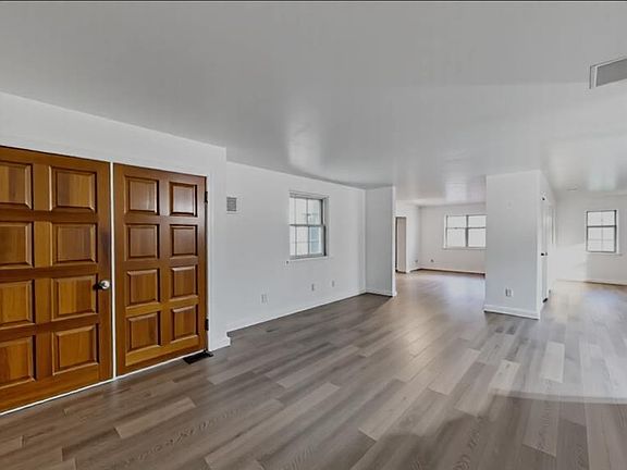 5th image of 37000 Sand Creek Rd