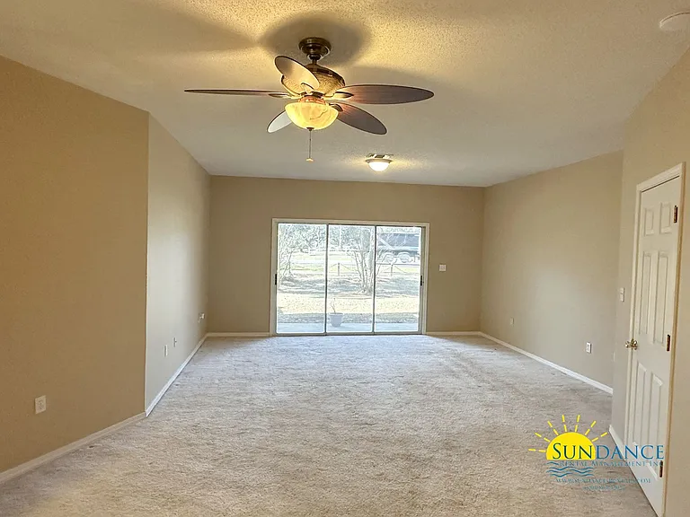 7223 Crown Ct — Photo 4