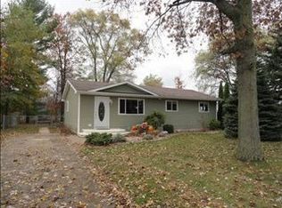 975 N Pine St, Hemlock, MI 48626