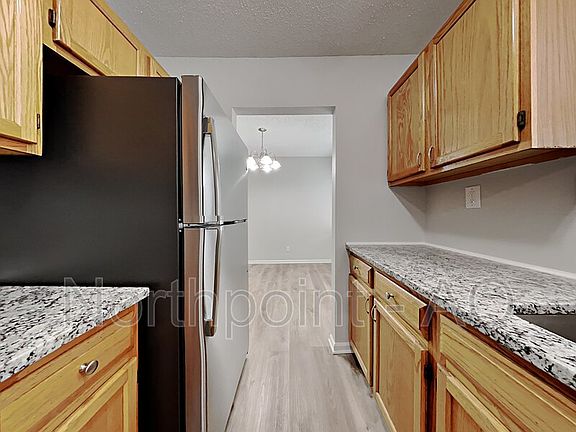 2nd image of 1501 Richmond Ave