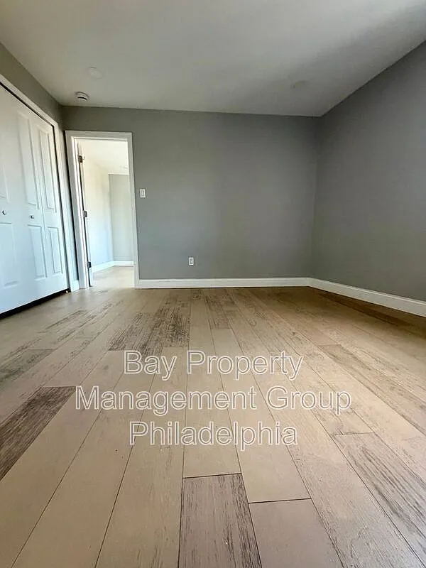 1 bed, 1.0 bath, $1,400 — Photo 4