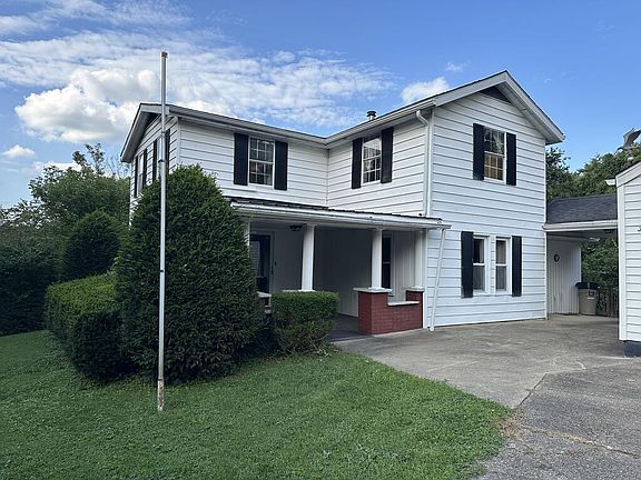 2nd image of 1556 Lang Slocum Rd