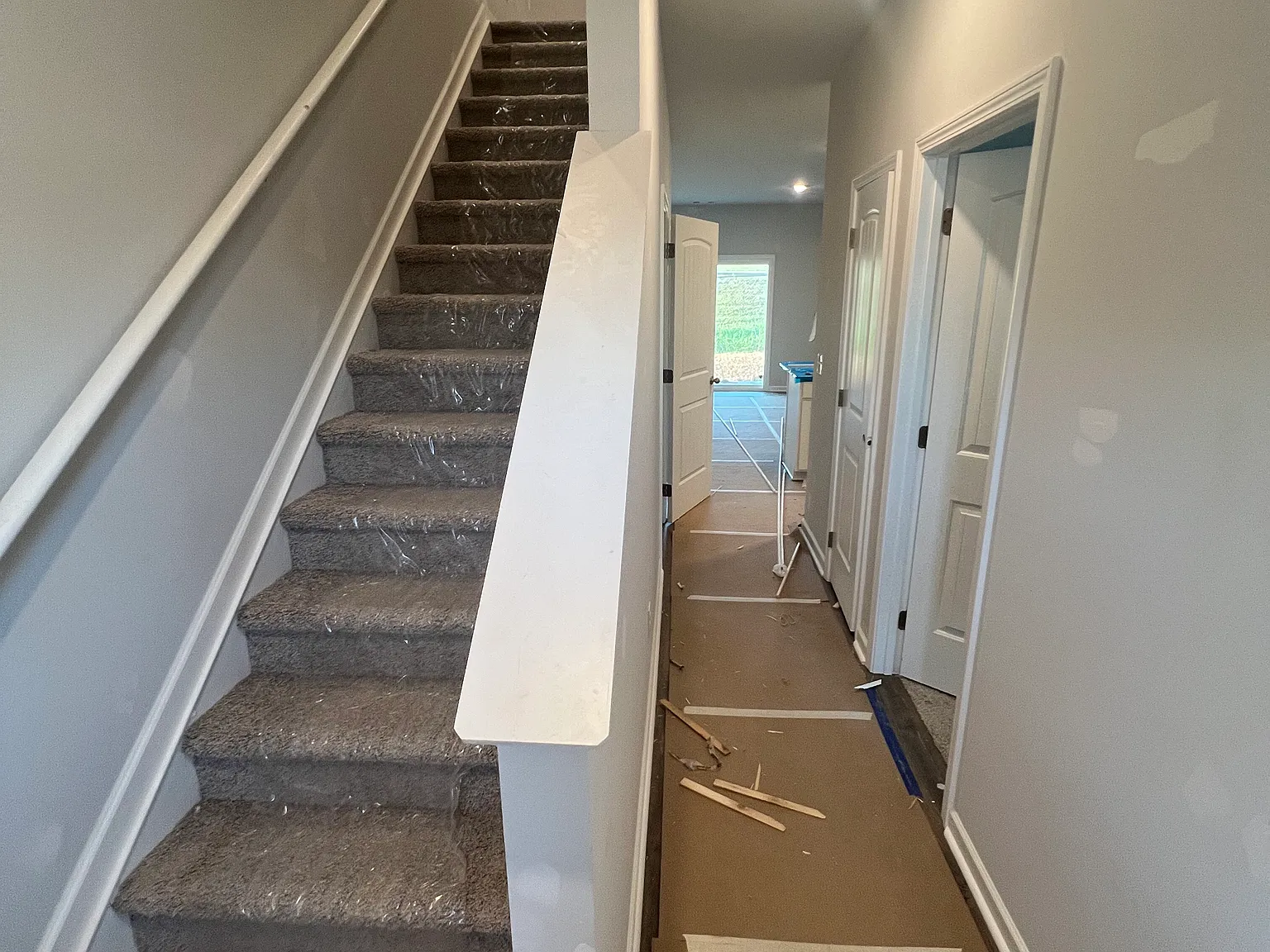 3 bed, 2.5 bath, 1363 sqft, $2,200 — Photo 2