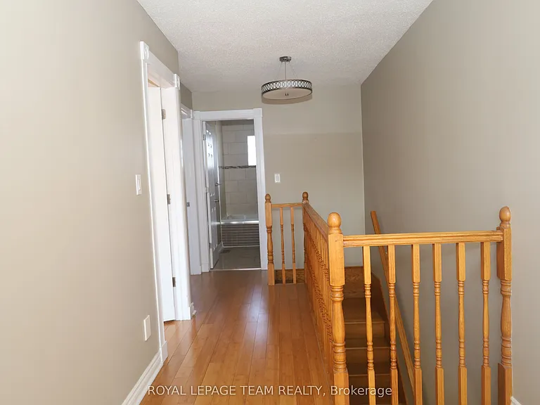 2194 Niagara Dr S — Photo 25