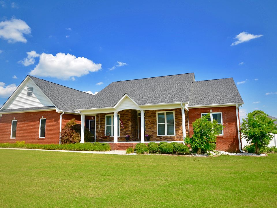 1st image of 1709 Churchill Cir SE