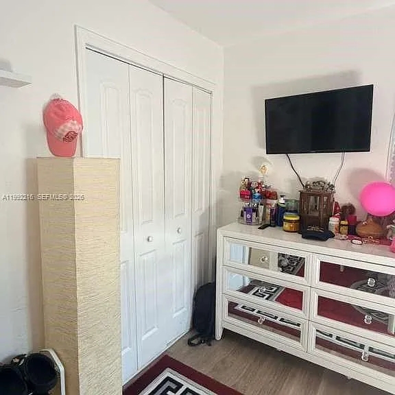 673 W 30th St #671 — Photo 16