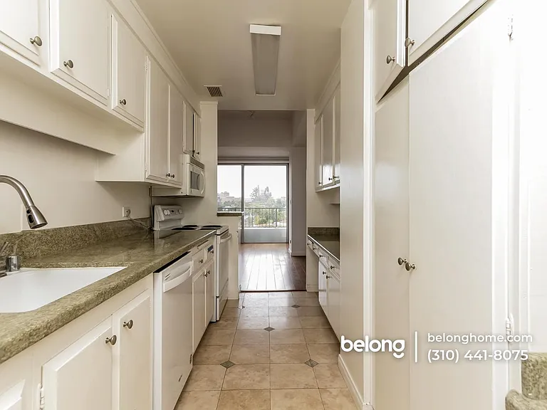 10501 Wilshire Blvd #1204 — Photo 8