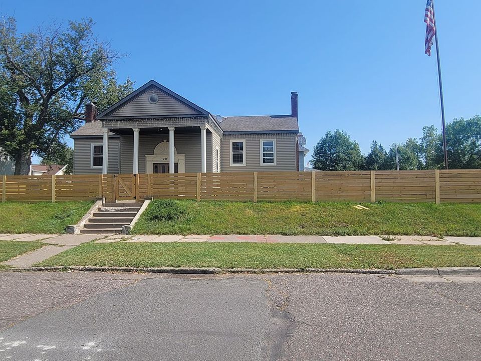 1st image of 214 7th St #2