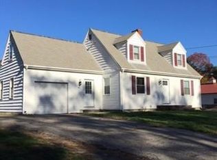 86 E Grove St, Middleboro, MA 02346