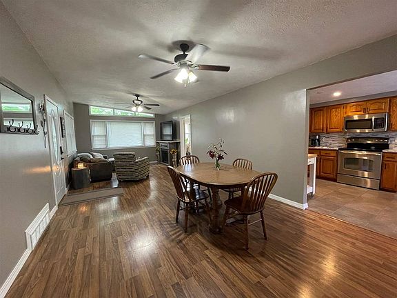 4th image of 3109 10th Ave