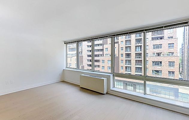 1st image of 240 E 86th St APT 18K