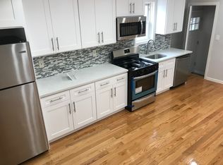 11585 224th St, Cambria Heights, NY 11411