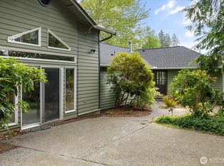 4249 Timberline Rd, Clinton, WA 98236