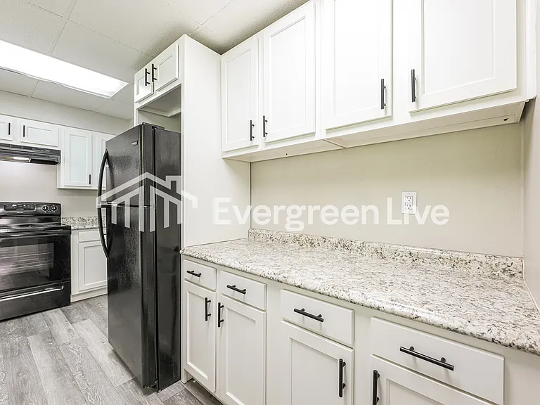 743 Wolf Ave — Photo 7