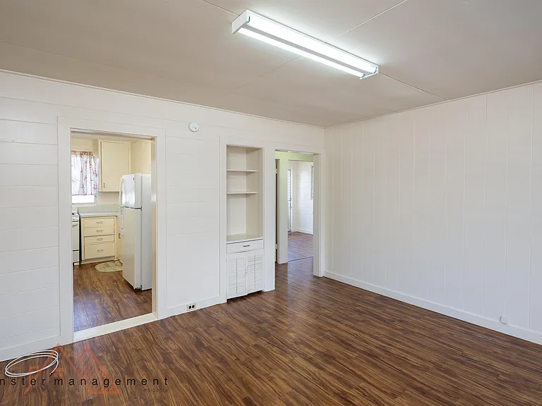 1424 Ward Ave #303 — Photo 2